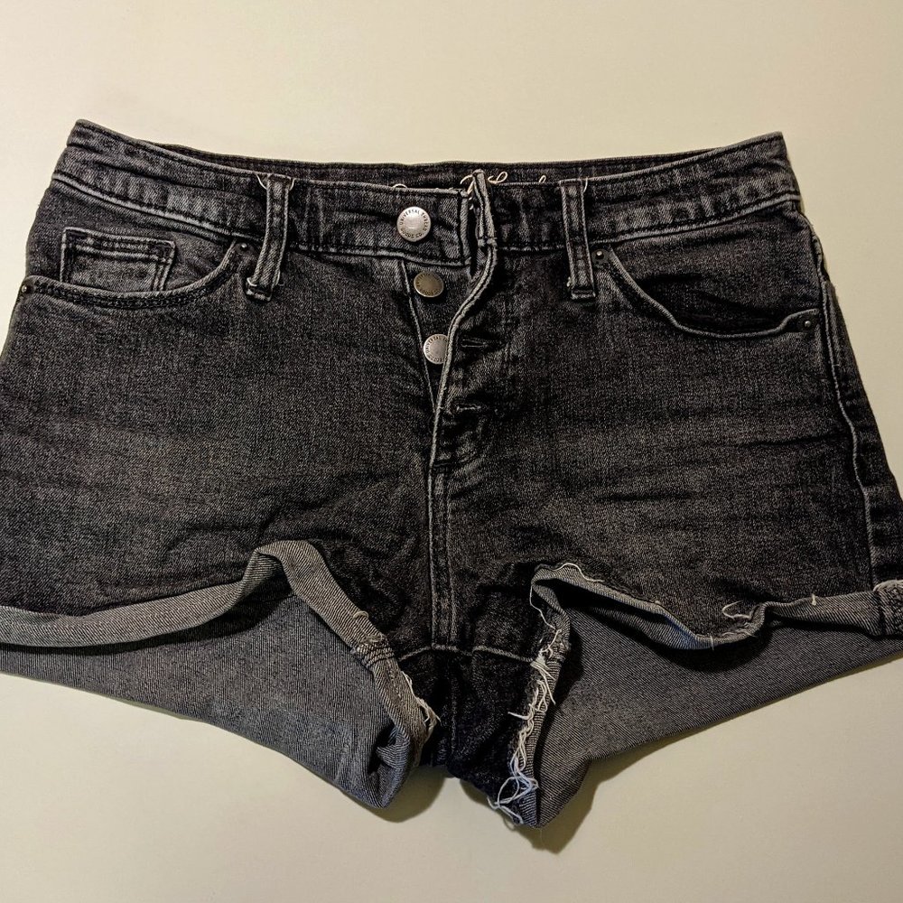 Universal Thread Dark Wash Cut-off Shorts Size 00